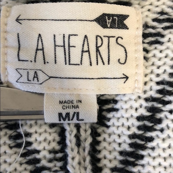 Women’s Black and Cream Printed Cardigan, Size M/L - Picture 4 of 5